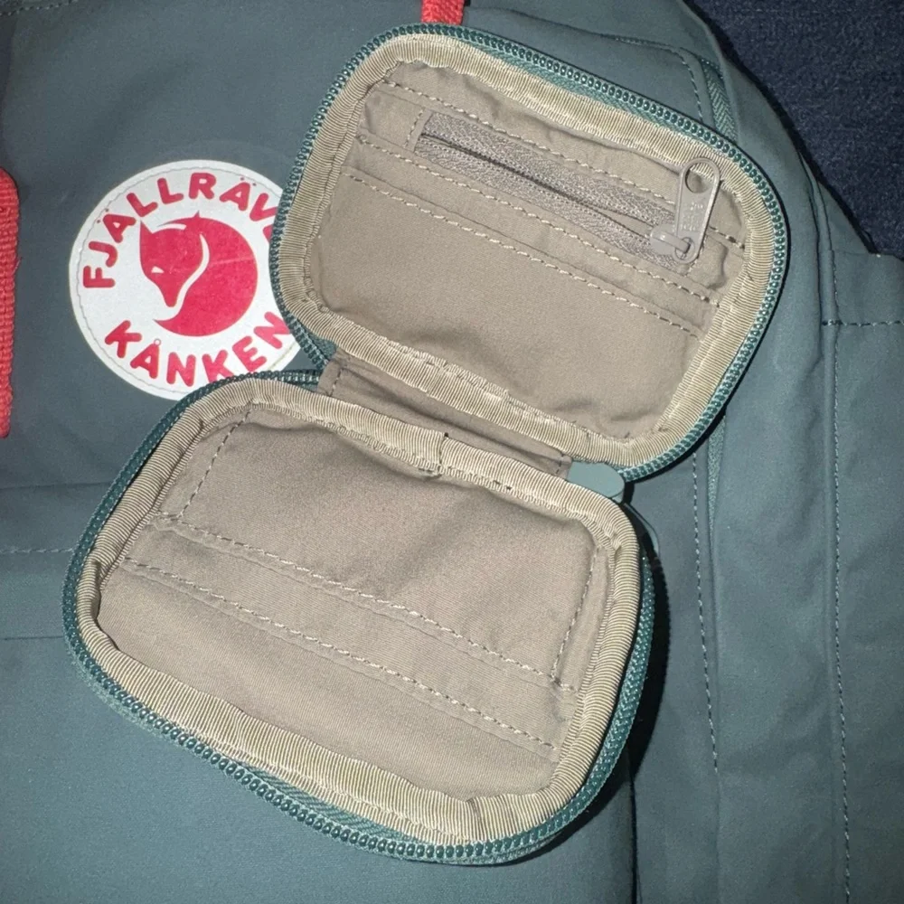 Fjallraven Kanken Frost Green Peach Pink Classic Full Size Backpack & Wallet - Picture 5 of 7